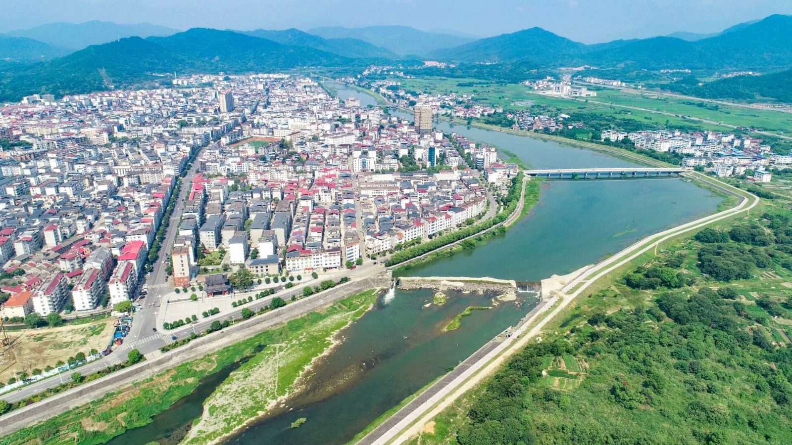 潦河引水支撑起赣西北重要粮仓丨水润中国从东风堰出发对话世界灌溉