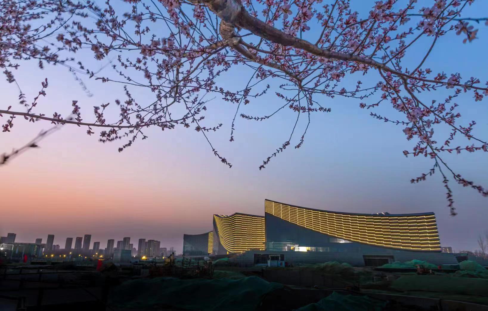 北京艺术中心预计国庆开业!目前进入精装阶段,整体建设完成80%__财经