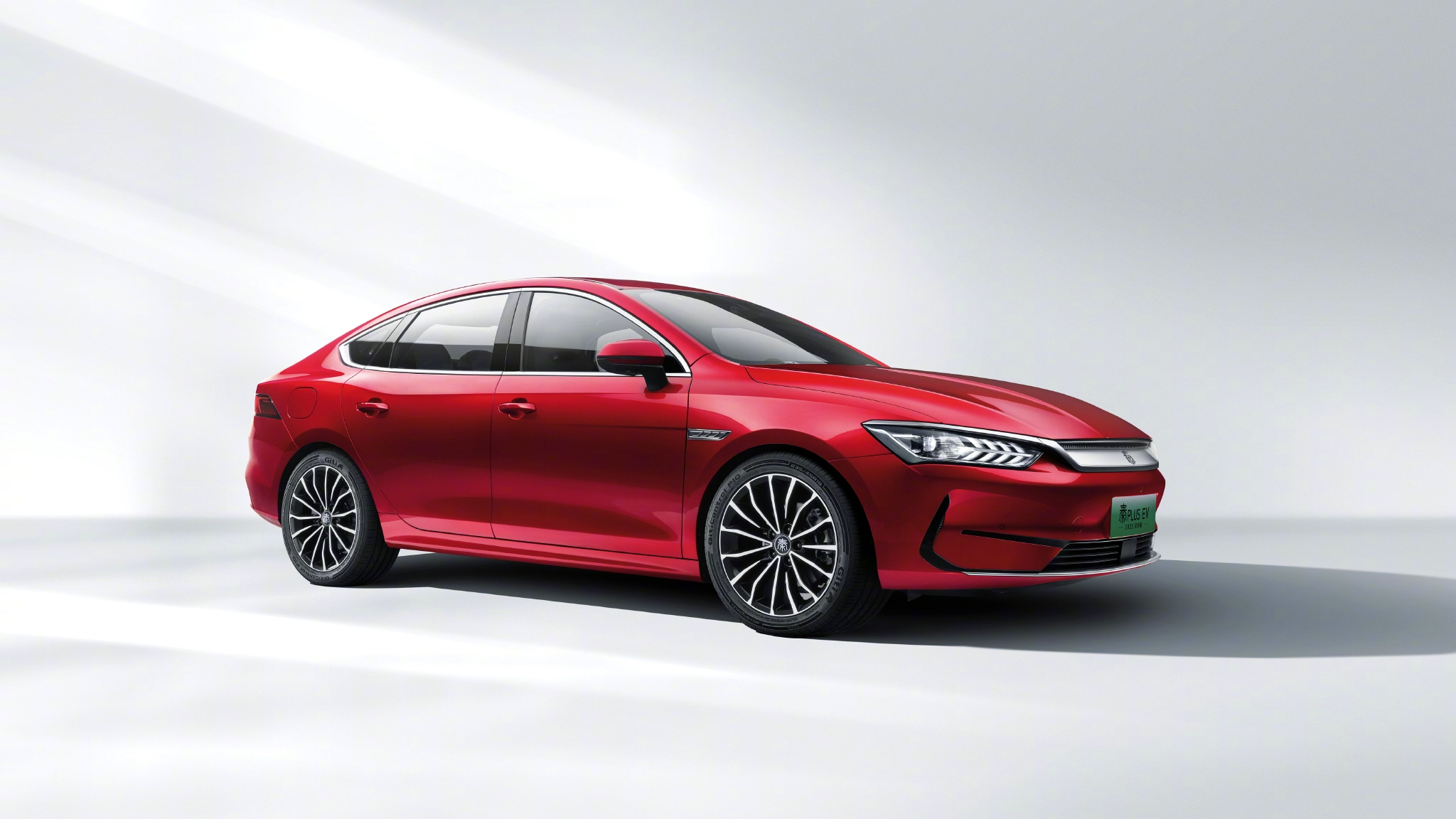 比亚迪秦plusev2023冠军版正式上市