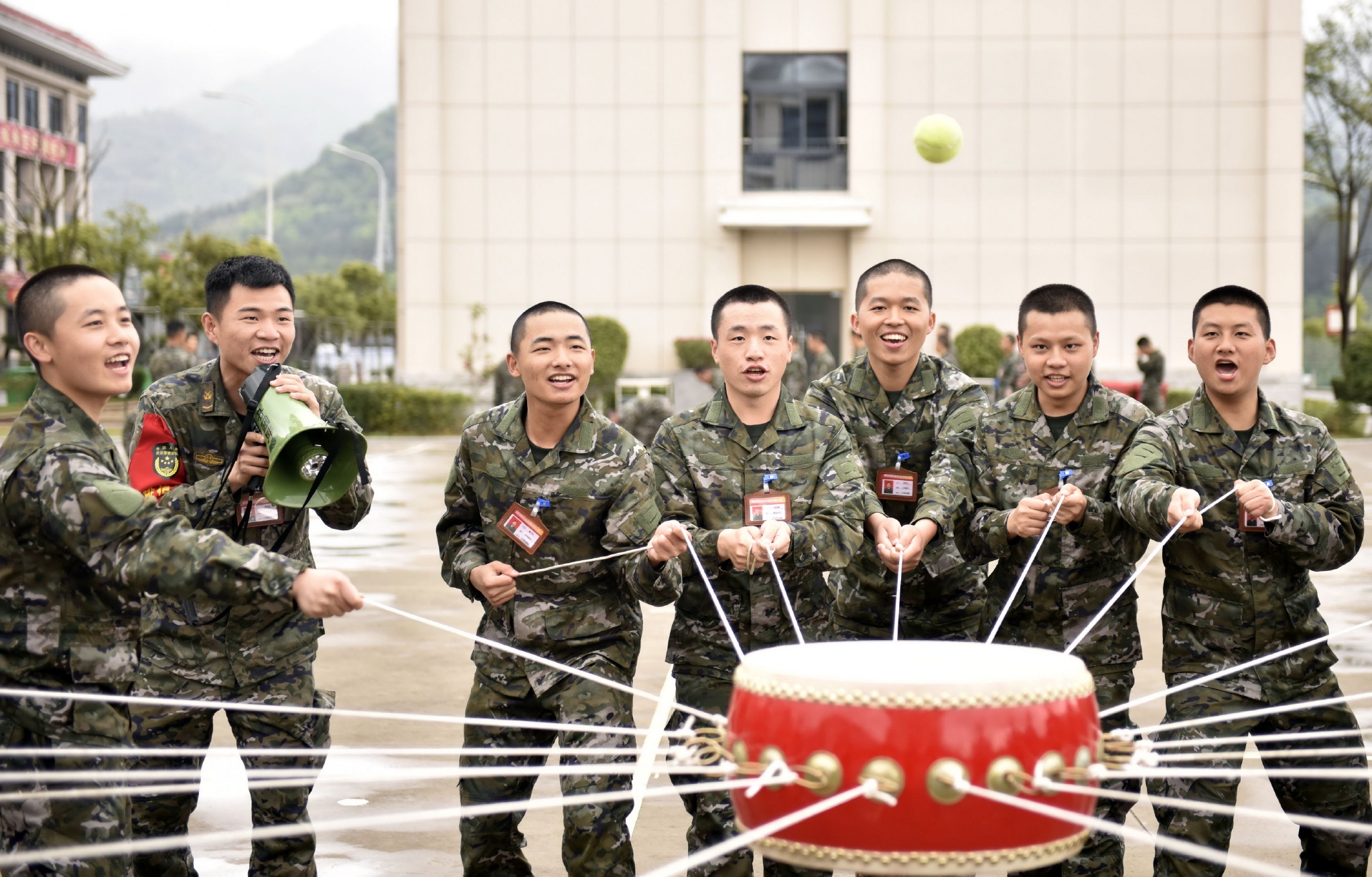 闻令而动武警福建总队2023年度春季新兵开训