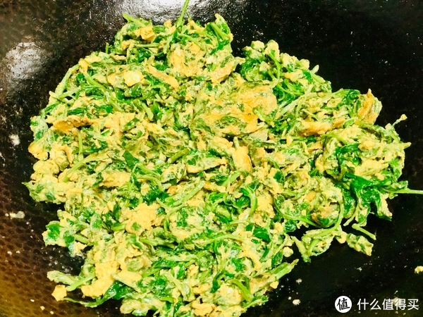 春天的枸杞叶这样做,实在是太美味了,营养又好吃,抓紧做起来