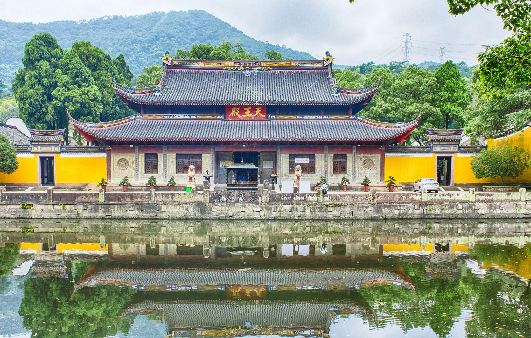 今浙江省宁波市鄞州区的阿育王寺