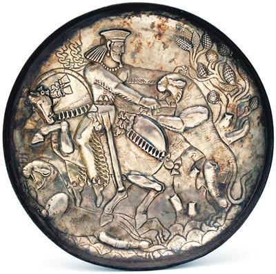 萨珊王朝帝王狩猎纹鎏金银盘.清华艺博供图