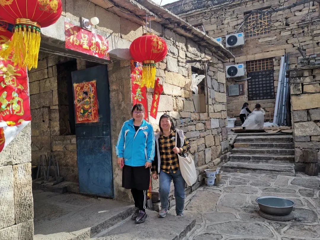2020年春节,乔叶和朋友在修武县一斗水村走访