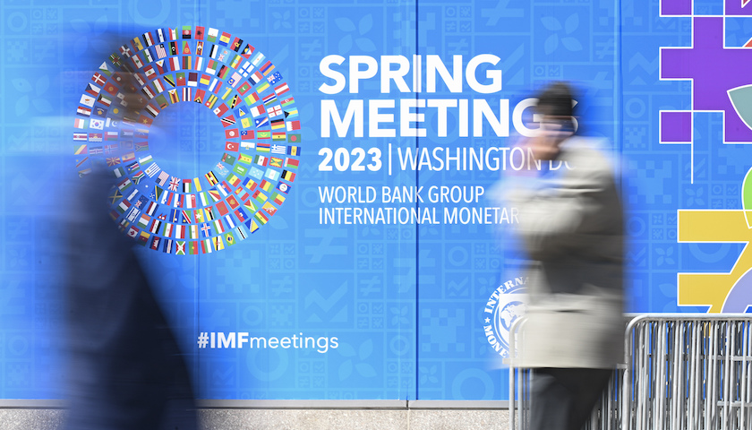 IMF：欧美银行动荡与2008年金融危机根源不同，但金融稳定风险仍居高不下