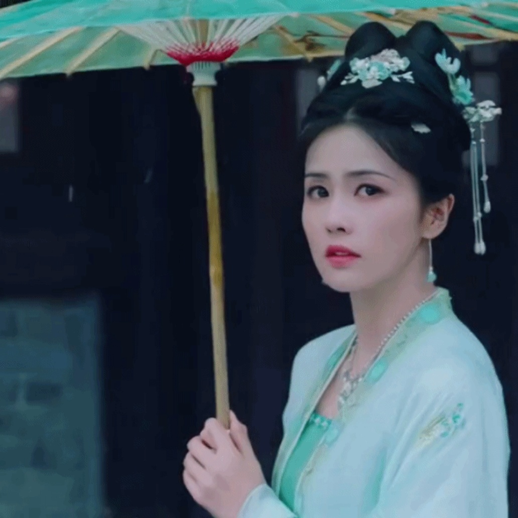 女明星古装打伞神图，真的好美呀，氛围感满满，意境绝了|女明星|古装|意境_新浪新闻