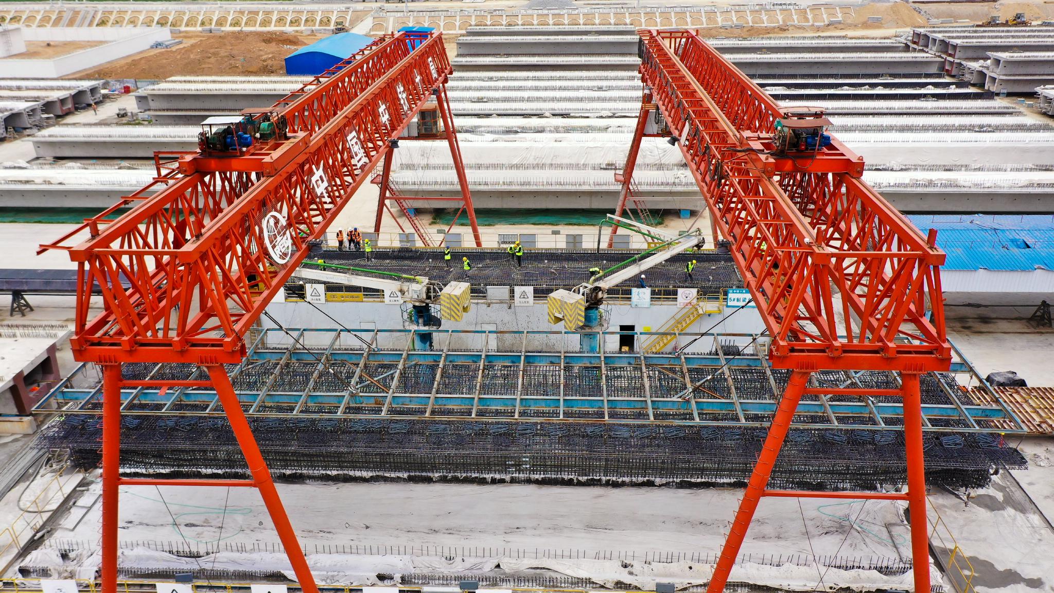 济郑高铁山东段完成全部箱梁预制|高铁|箱梁|山东省_新浪新闻