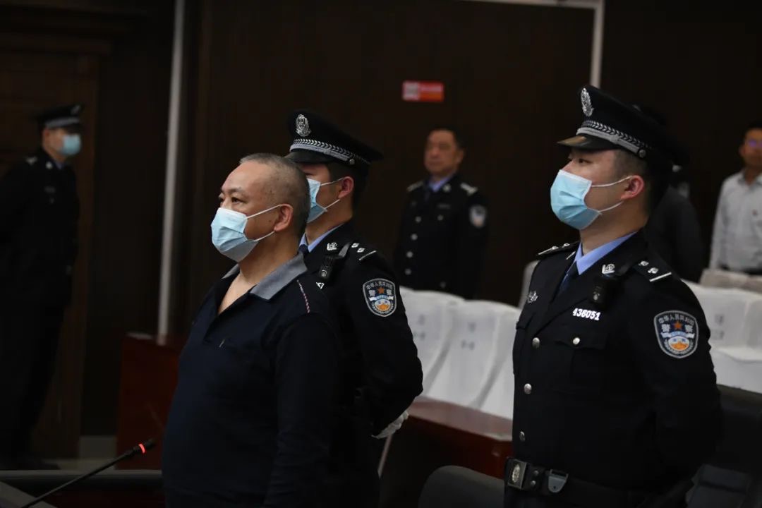 包昌林宣判现场.岳阳中院 图