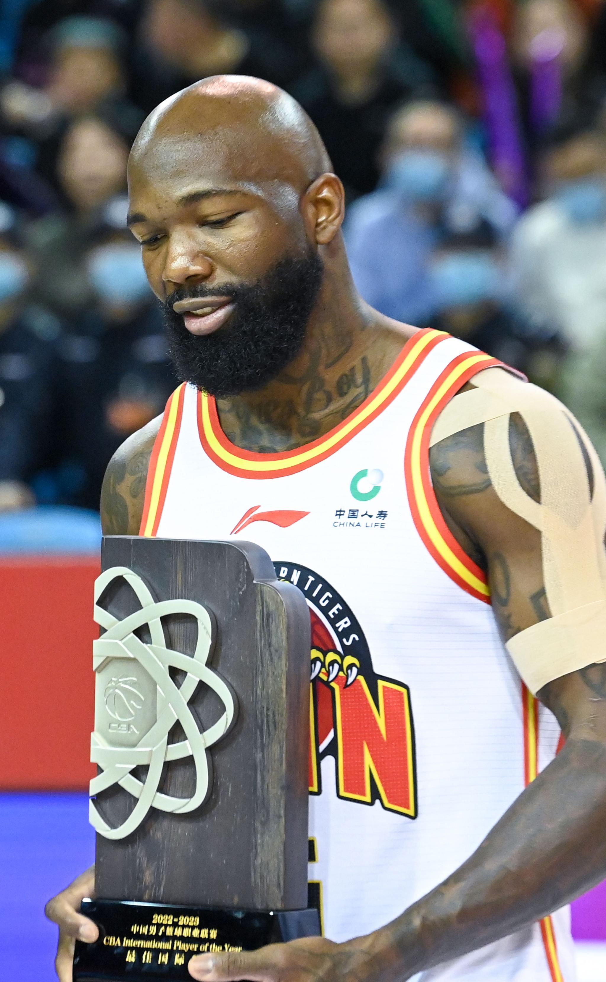 琼斯0分目送吉林被横扫,最佳外援是否留队成疑|琼斯|吉林队|吉林_新浪