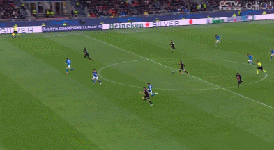 本纳赛尔为米兰队打入全场唯一进球。