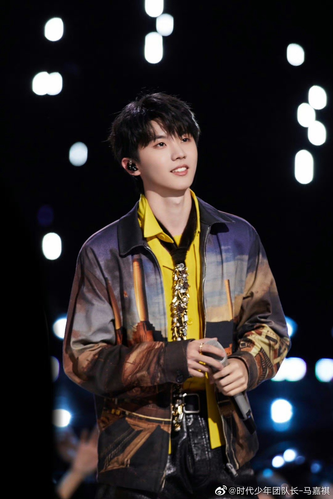 中的更多出圈现场～从"流量爱豆"到"声线干净未来可期的歌手",马嘉祺