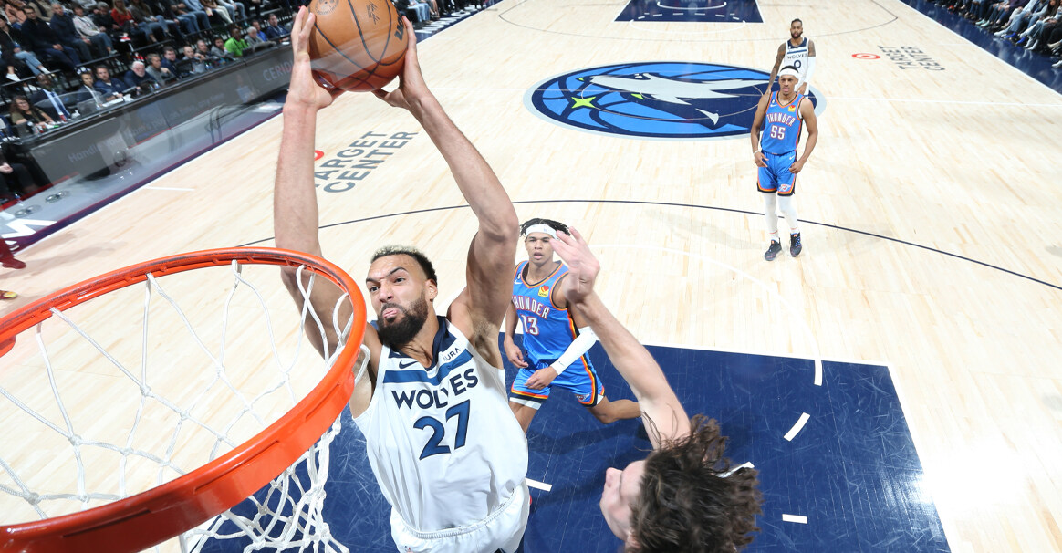 西部:雷霆(10)vs森林狼(8)胜者:作为8号种子晋级首轮对阵掘金败者