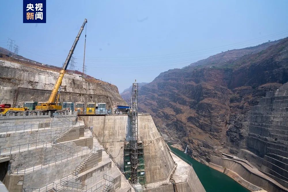 36.74米！再创世界新纪录