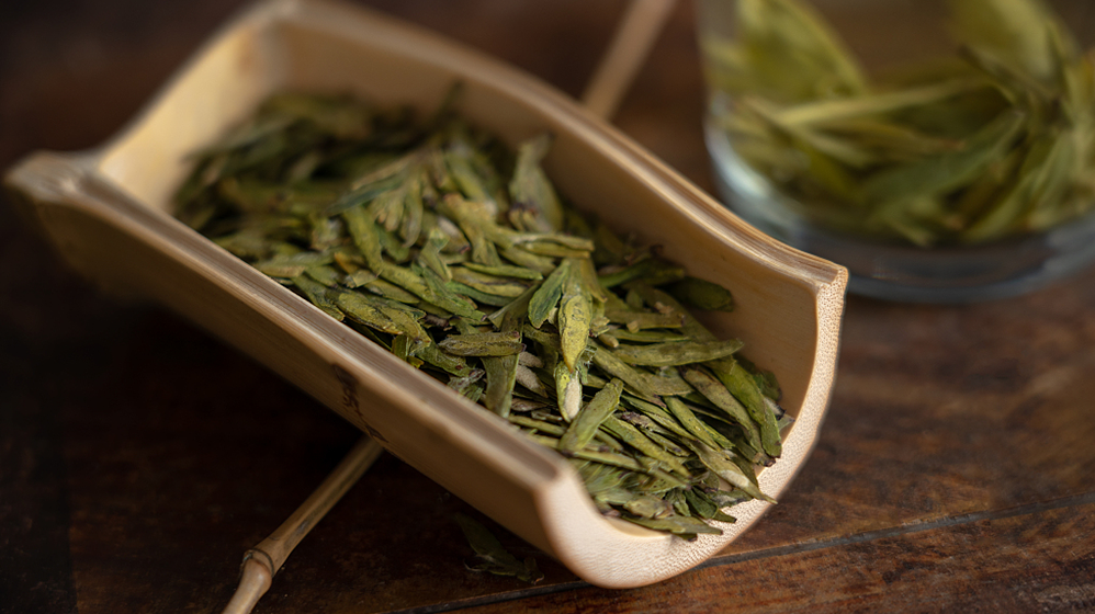 龙井茶≠西湖龙井茶,杭州执法部门提醒消费者需认准专用标识_新浪财经