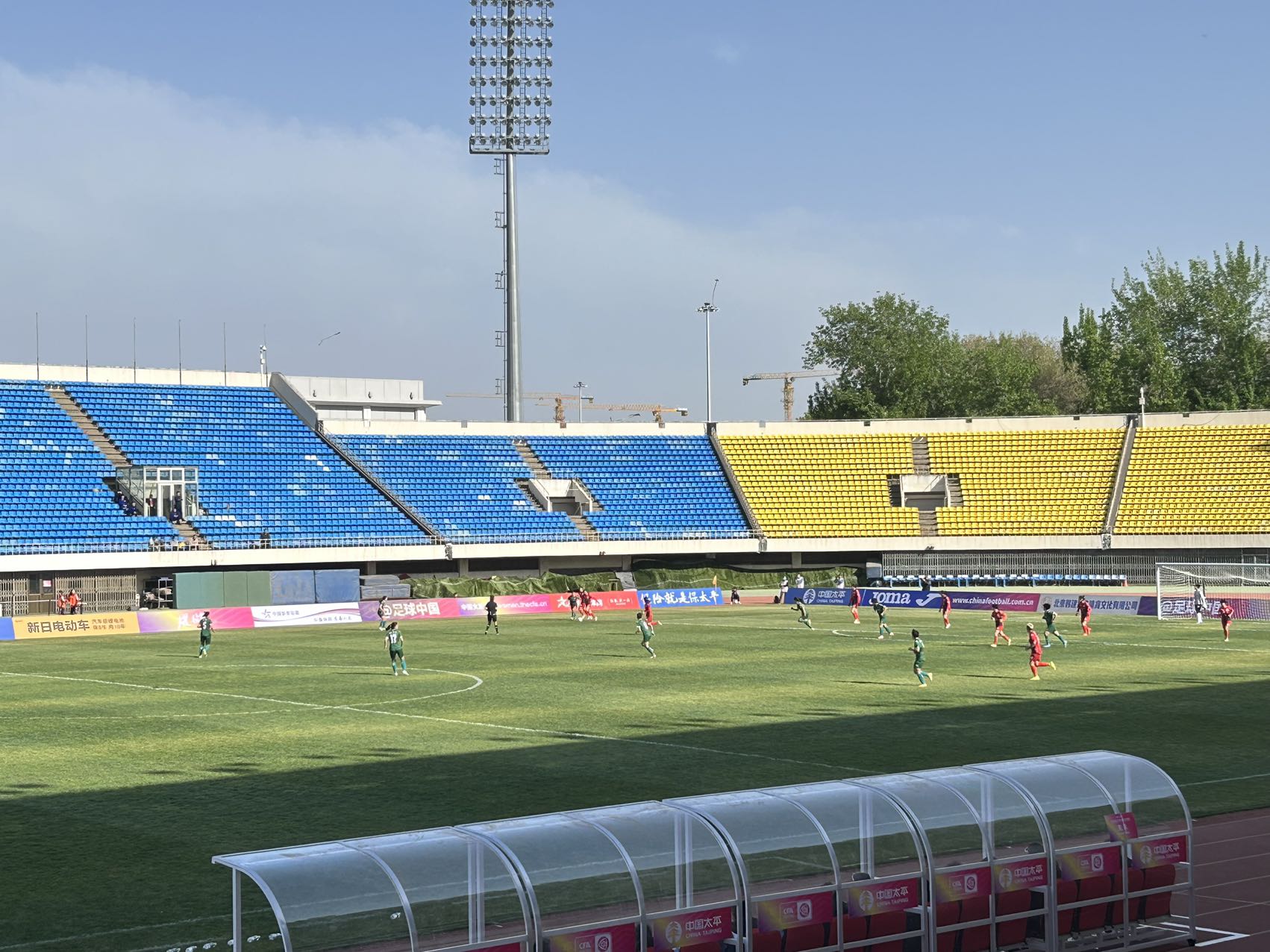 王楚钦晒北大入体育比赛直播_足球_波胆_买球_篮球_电竞_在线投注学照配文：冬去秋来 乒乓冠军再启新程