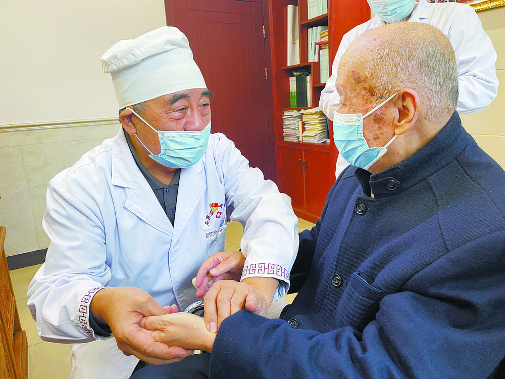 赵振兴:医者仁心 书写担当__财经头条