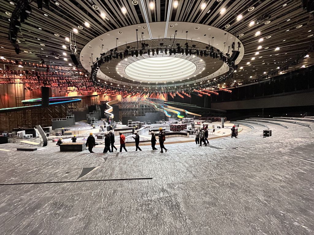 开幕式舞台今日搭建完成,北京国际电影节基本准备就绪