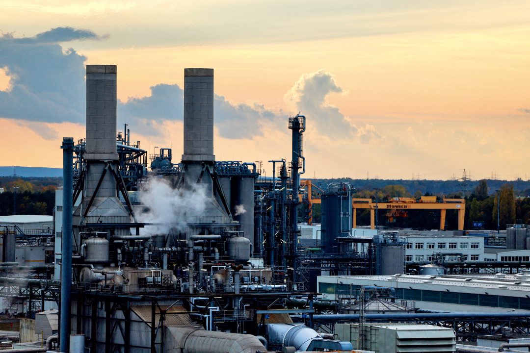 位于德国施瓦茨海德的巴斯夫公司的化工厂(2023 年2 月24 日摄) 新华