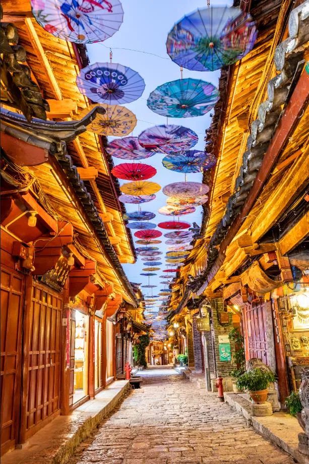 《人民日报》聚焦丽江旅游|民宿_新浪财经_新浪网