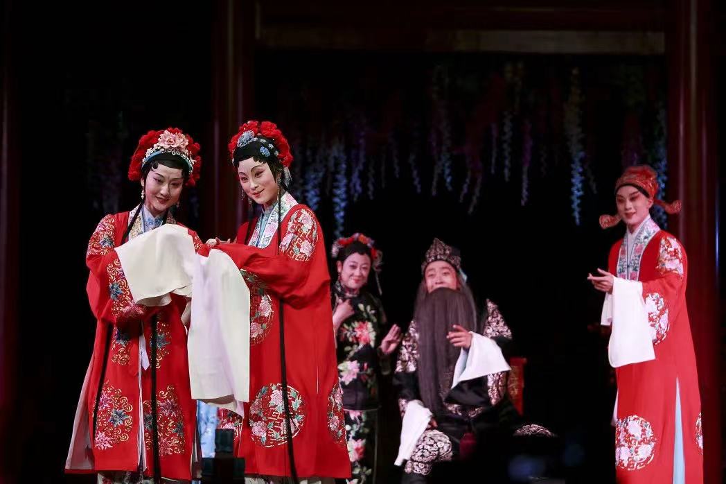 正乙祠再演昆曲《怜香伴》,"观其复系列"将迎百场演出_新浪新闻