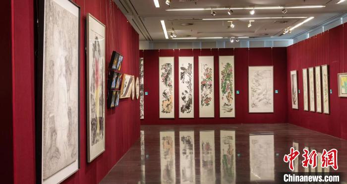 “学院新风——青年艺术家书画作品展”在京开幕休闲区蓝鸢梦想 - Www.slyday.coM