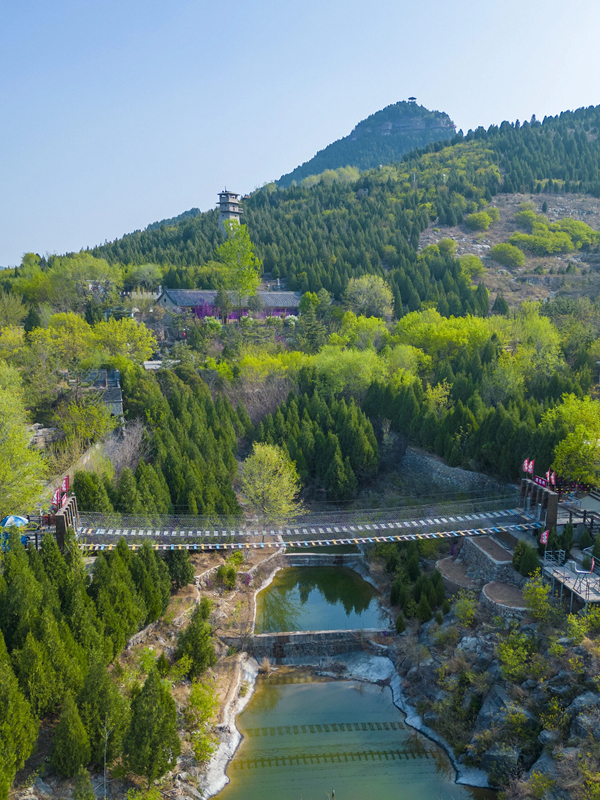 爬山,听琴书,住民宿 来济南石崮寨景区畅游__财经头条