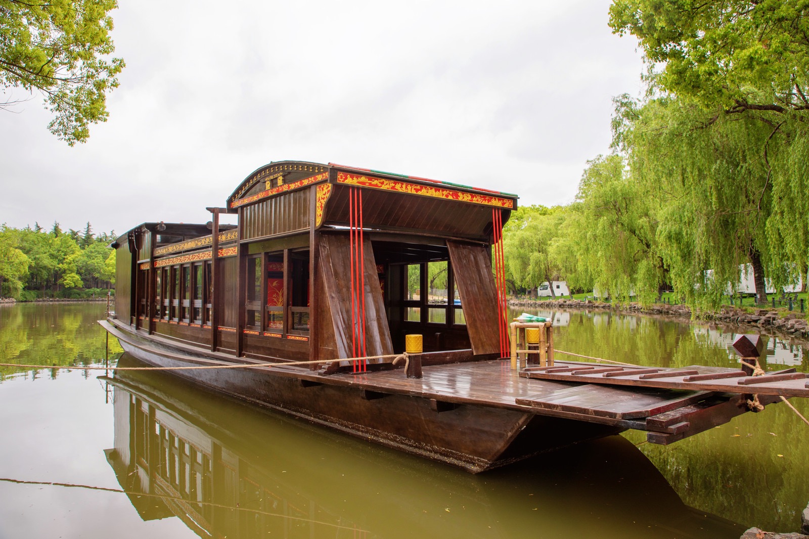 从"一大会址"到"红船",沉浸式体验"1921"|上海市_新浪财经_新浪网