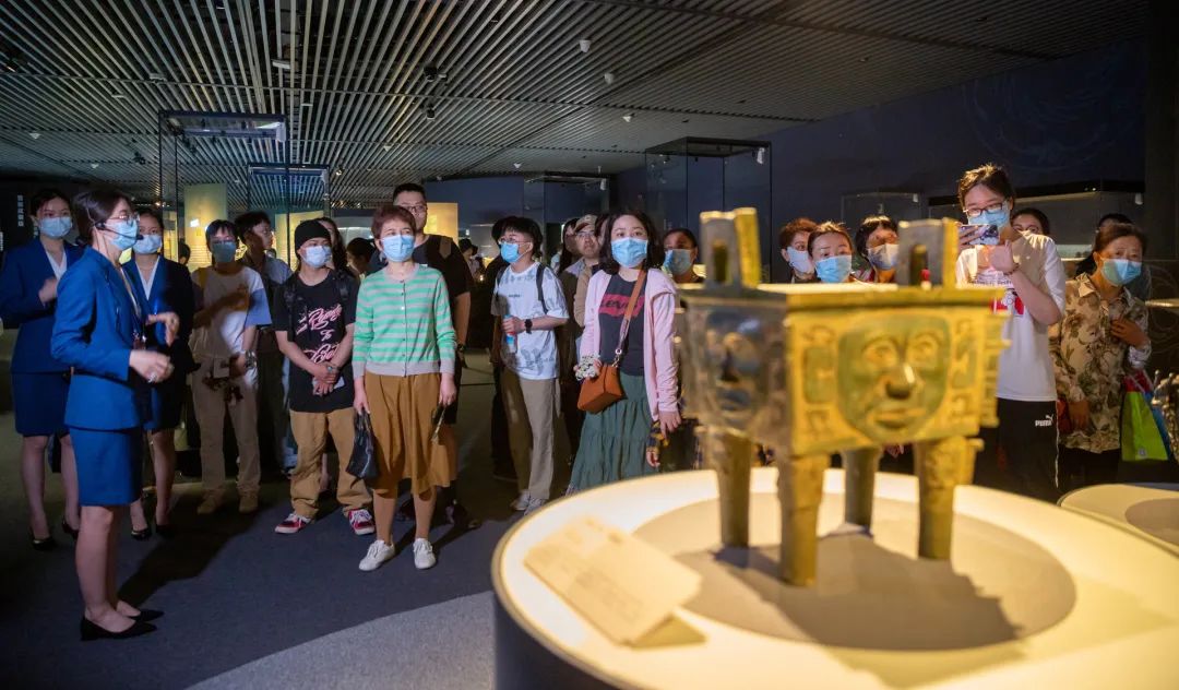 安徽博物院,四川博物院,长江流域博物馆联盟共同主办,展览以长江流域