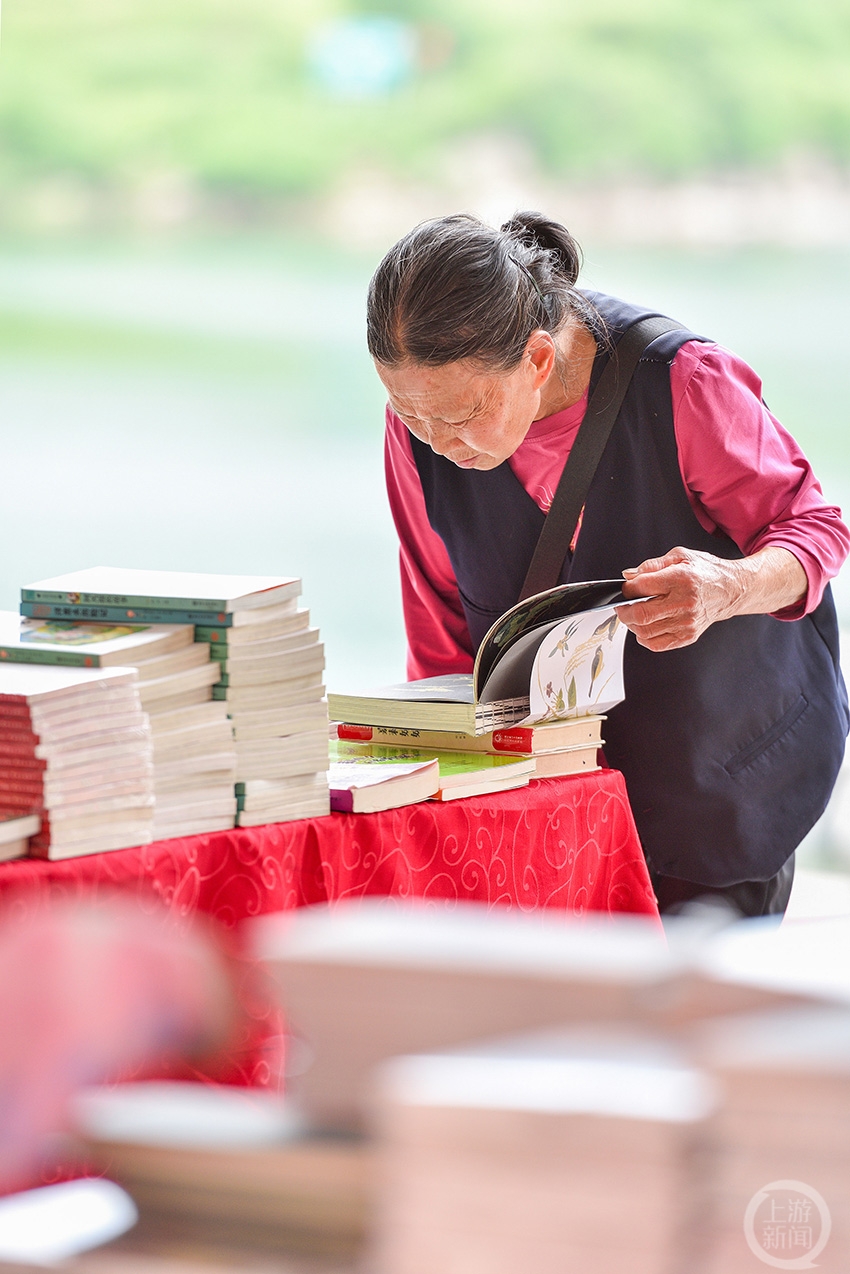 云阳最美读书人|最美读书人|刘晓东|伴读_新浪新闻