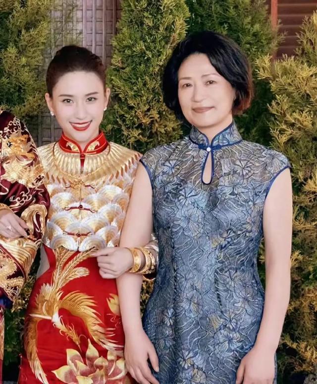 窦骁的妈妈真的是很聪明