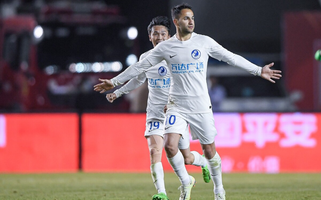 大连| 阵容阵型大变脸,读秒惨遭反绝杀|王禹|大连|谢晖_新浪新闻