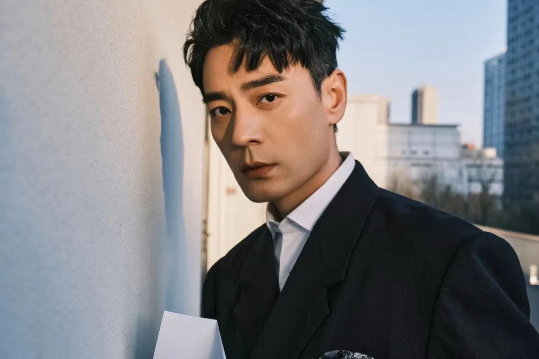 知名男演员"生日早上跟骗子打了36分钟电话"|李光洁|诈骗电话_新浪