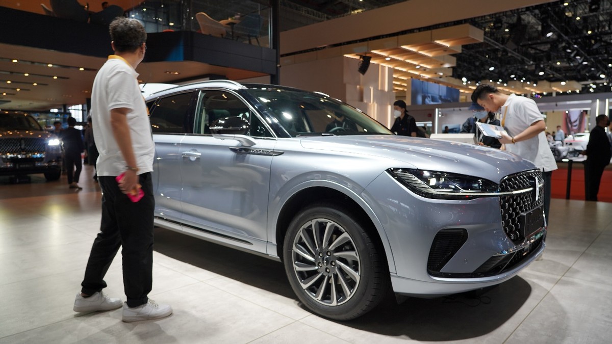 全新升级版林肯冒险家亮相上海车展,上市即掀起购车热潮__财经头条