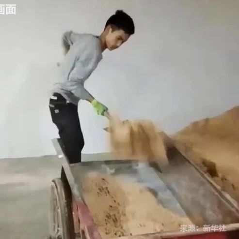 他在工地搬砖时收到清华通知书,毕业去向是……|林万东|清华大学|云南省_新浪新闻