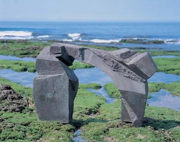 知名雕塑家朱铭辞世,曾说"艺术是一场修行"_新浪财经_新浪网