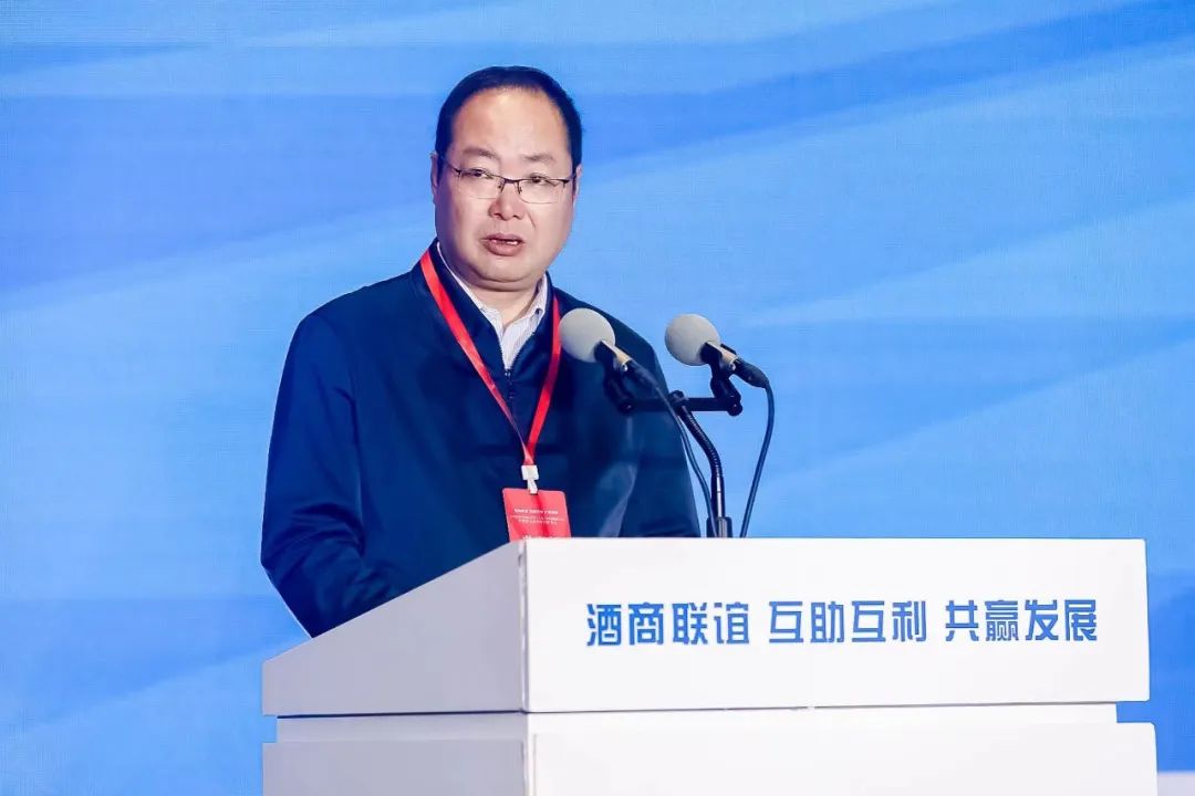 仁怀市委副书记,市长李颖表示,近年来,仁怀市坚持以高质量发展为统揽