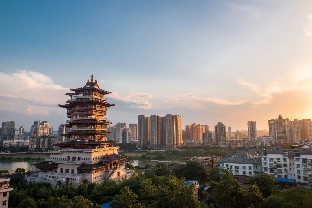 绵阳越王楼(图源:视觉中国)