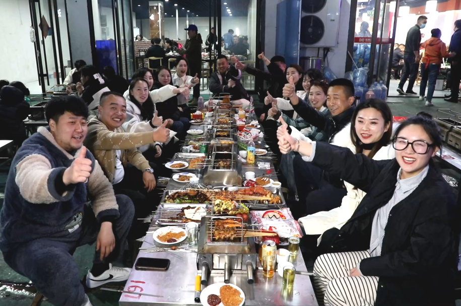 在淄博吃完烧烤，高铁票还能这么用！