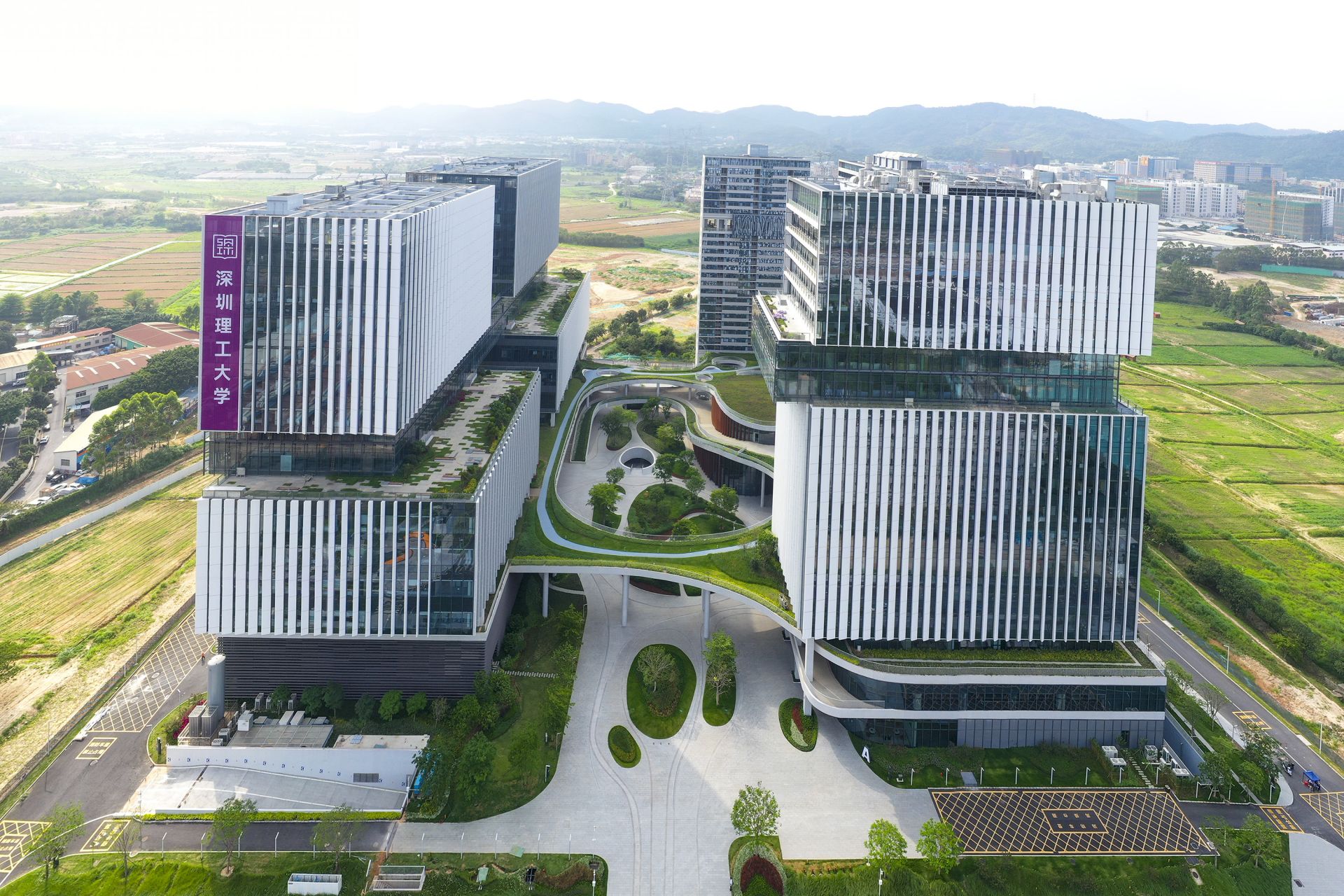 高标准建设光明科学城,是深圳市贯彻落实国家重大战略部署,加快以深圳