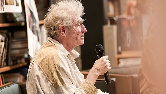 电影人,摄影师杜可风(图片来源:上海文艺出版社)