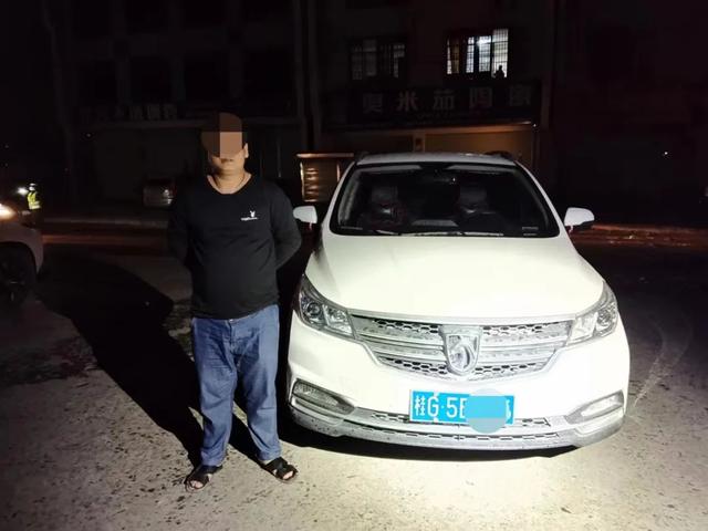 “驾驶证会被降级吗？”“不会，直接吊销！”