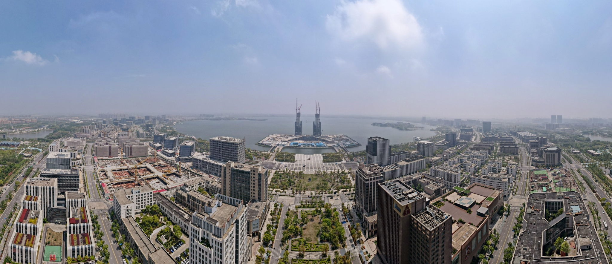 上海:临港新片区西岛金融中心高度破百|金融中心|上海市|塔楼_新浪