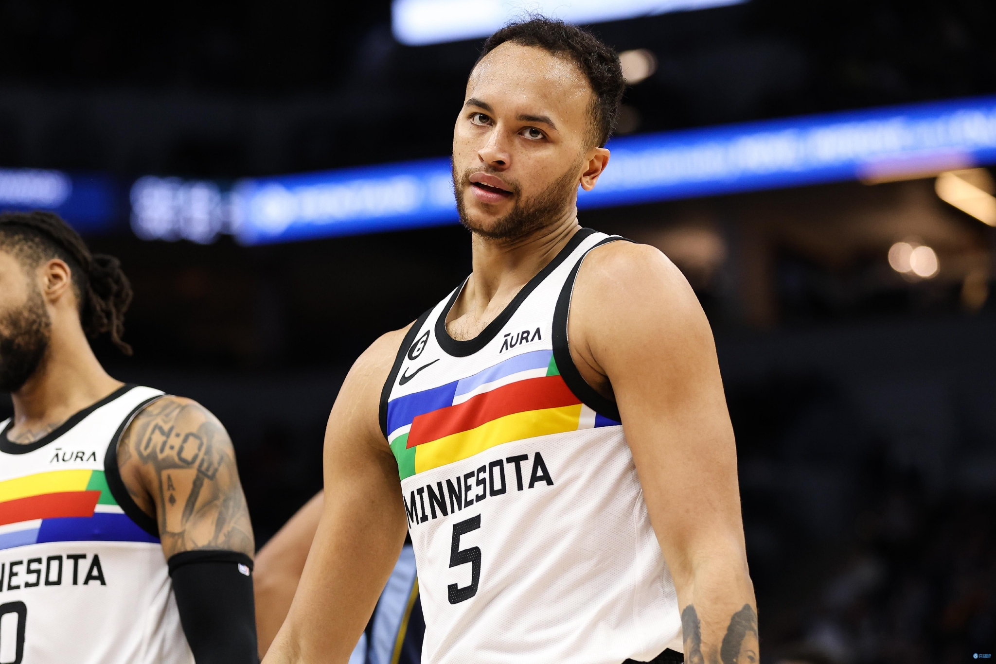 直播吧4月28日讯 森林狼已经结束本赛季征战,有关凯尔·安德森(中文名