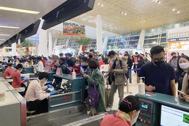 这7天，厦门机场预计客流超50万人次！休闲区蓝鸢梦想 - Www.slyday.coM