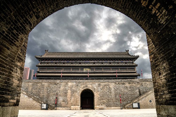 西安城墙瓮城视角.