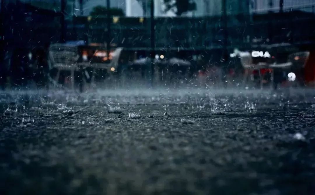雨雨雨来啦!海南多市县发布预警......未来三天天气→|雷阵雨|气温|最高气温_新浪新闻