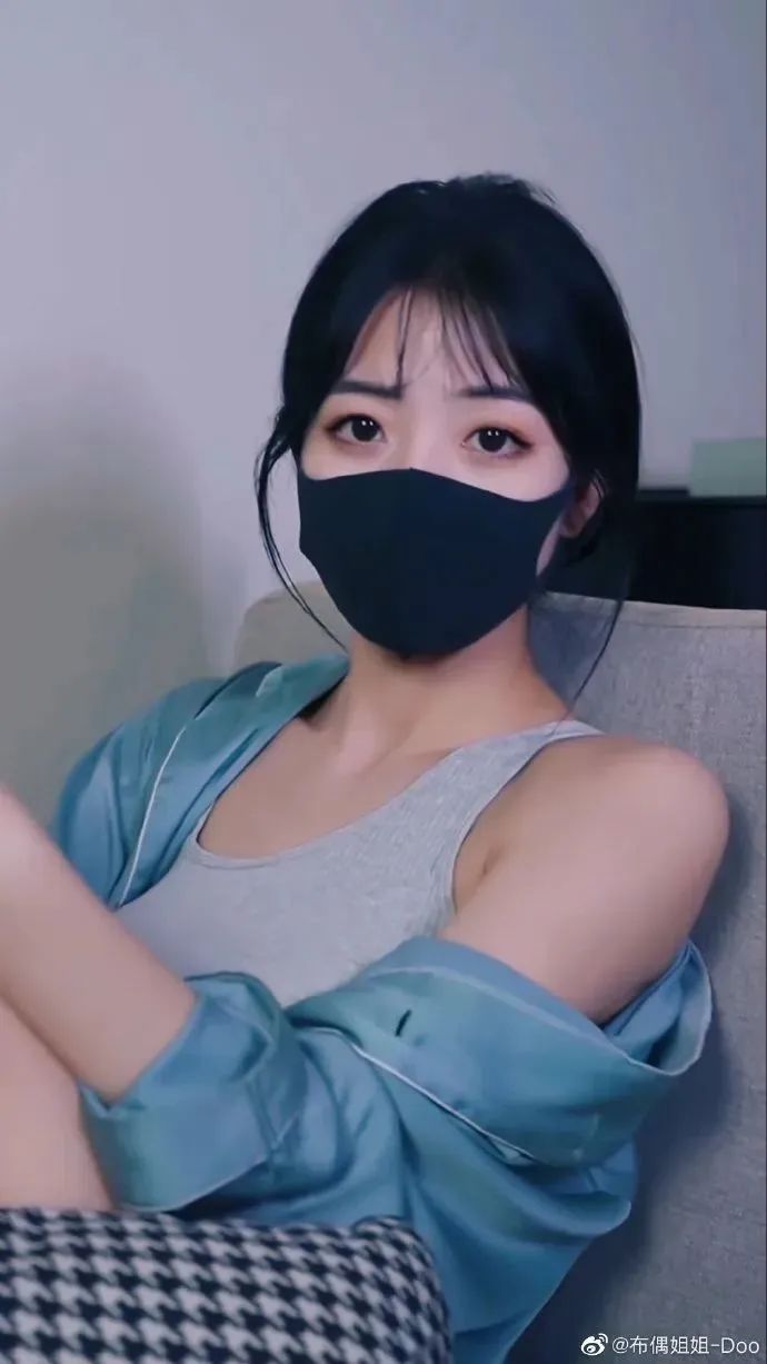 蹭流量的布偶姐姐__财经头条