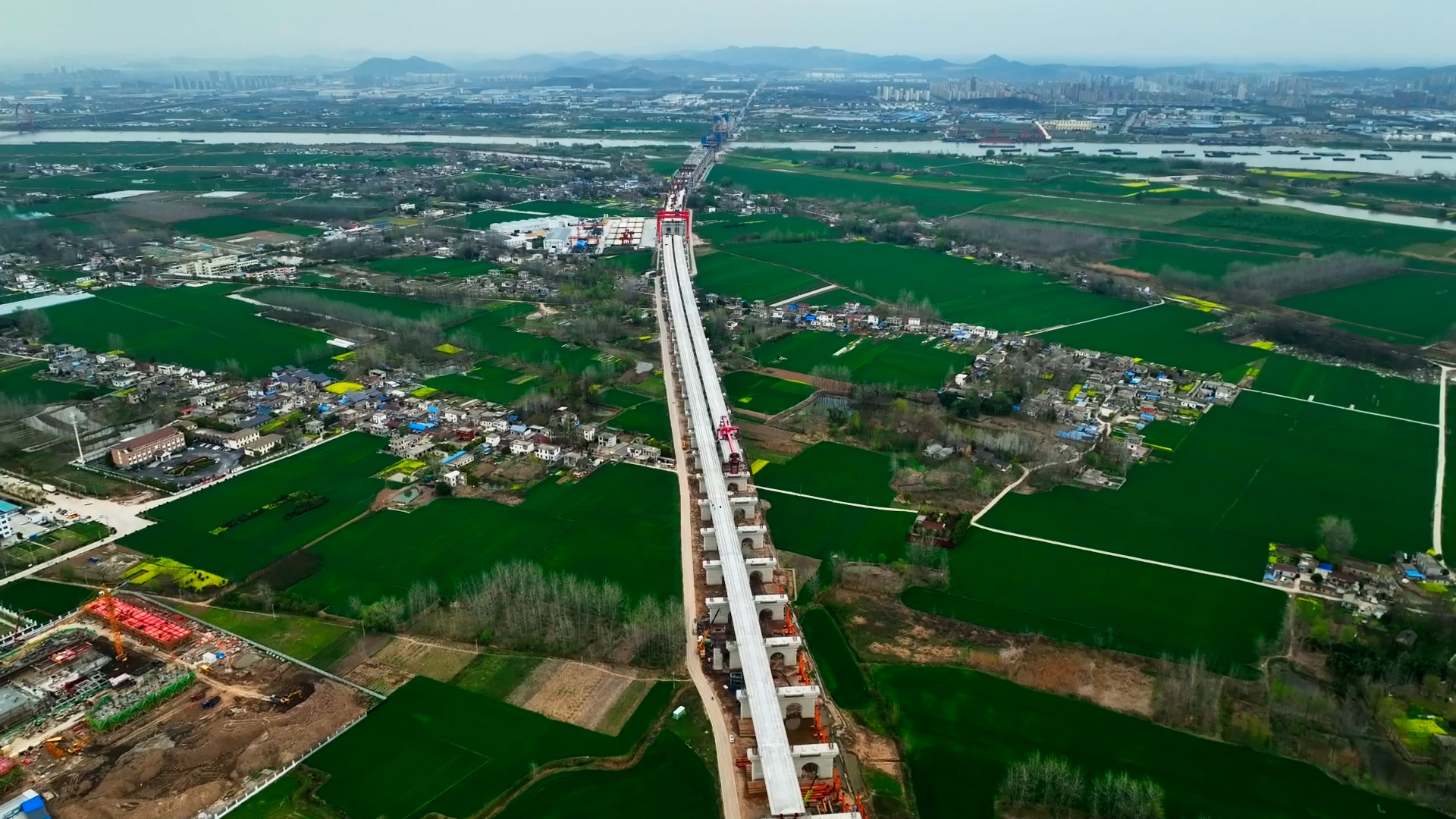 全球连线丨了不起的中国基建——《架桥神器》