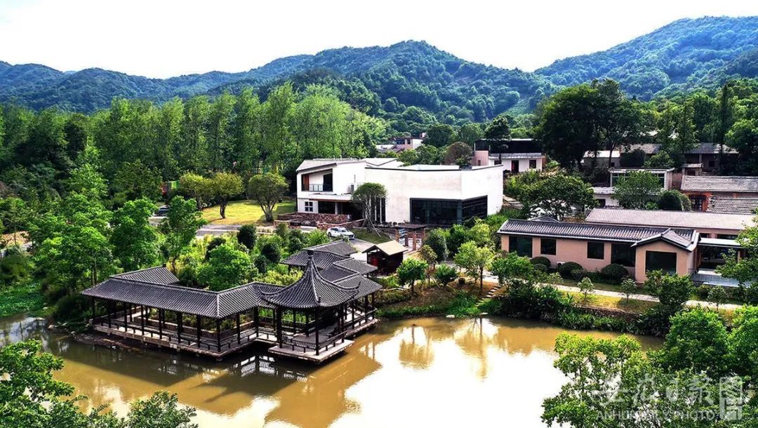 合肥庐江县汤池镇百花村少间·王圩里民宿.周跃东 杨玉著 摄