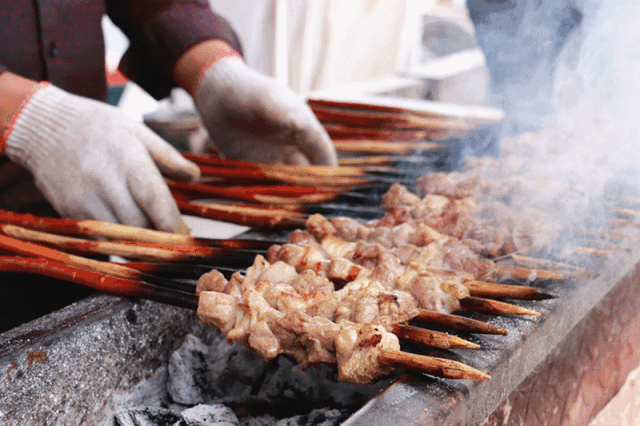 新疆烤羊肉。